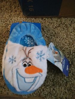 Disney Frozen Olaf Flush Slippers Thumbnail