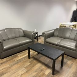 COUCHES FOR $350