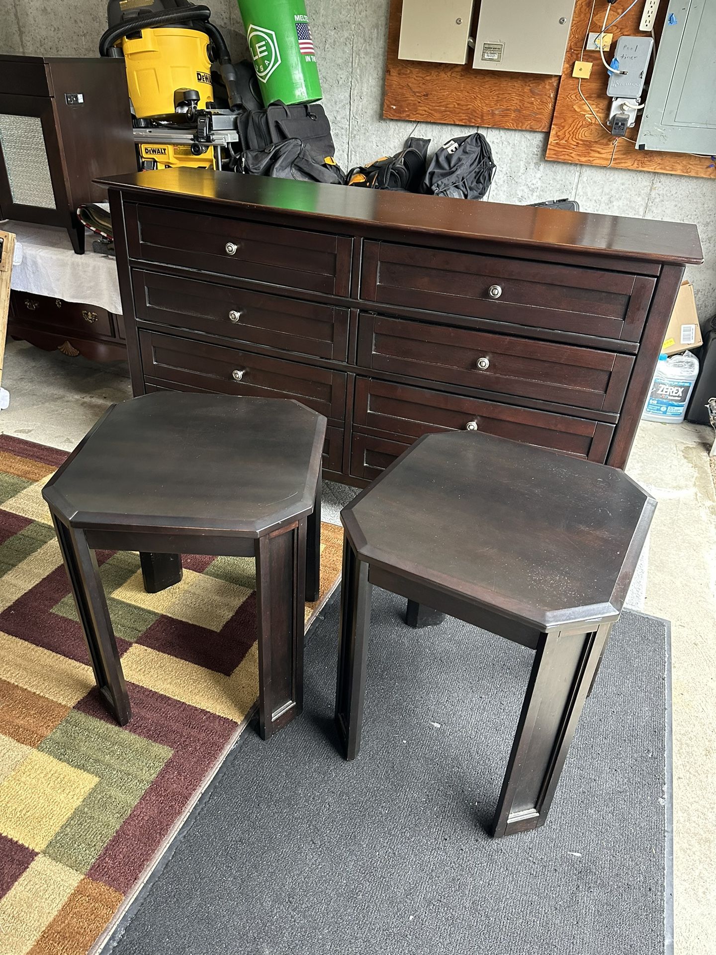 2 End Tables