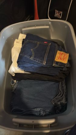 Men’s Denim /Levis, Silvertabs,Calvin Klein, etc.