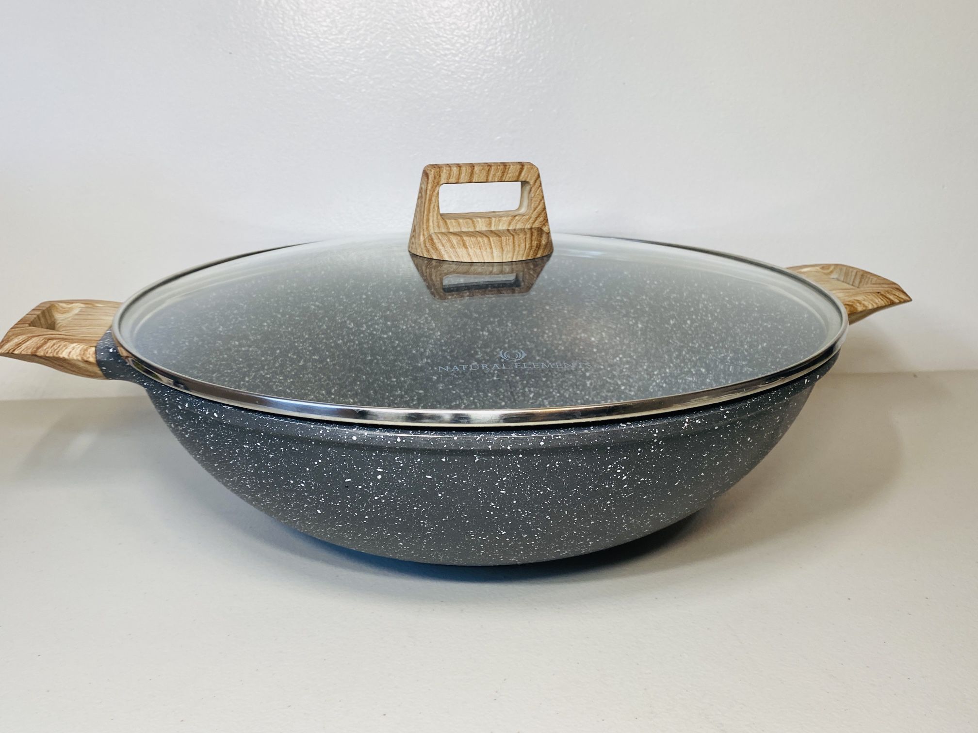 Natural Elements Woodstone Premium 14 In Low Casserole Wok with Lid New