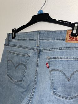 LEVIS USED SIZE 28 Women’s Skinny Jeans 