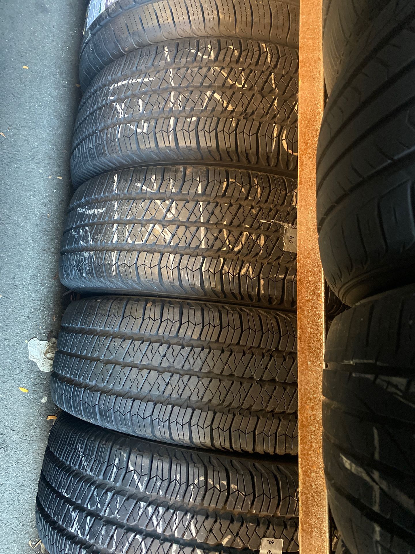 Tire for sale 255-75-17
