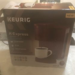 KEURIG single Serve Coffee Maker
