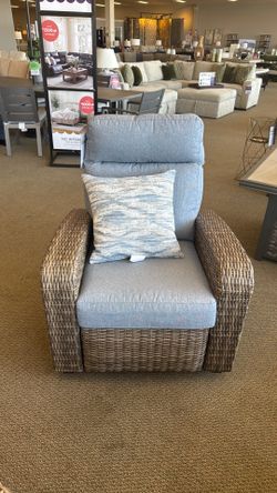Takumi Outdoor Swivel Glider