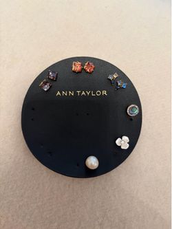 Ann Taylor multi-pair stud set