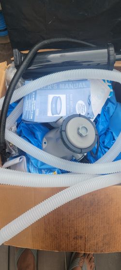 1 Time Used 10ft × 30" Easy Set Up Pool. Filter And Mechanicals Are Unused.