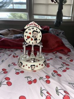 Rare Vintage Betty Boop Porcelain Clock 