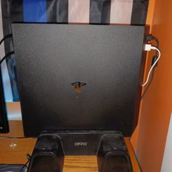 Ps4 Pro, 2 Controllers, 5 Games, And A Stand 
