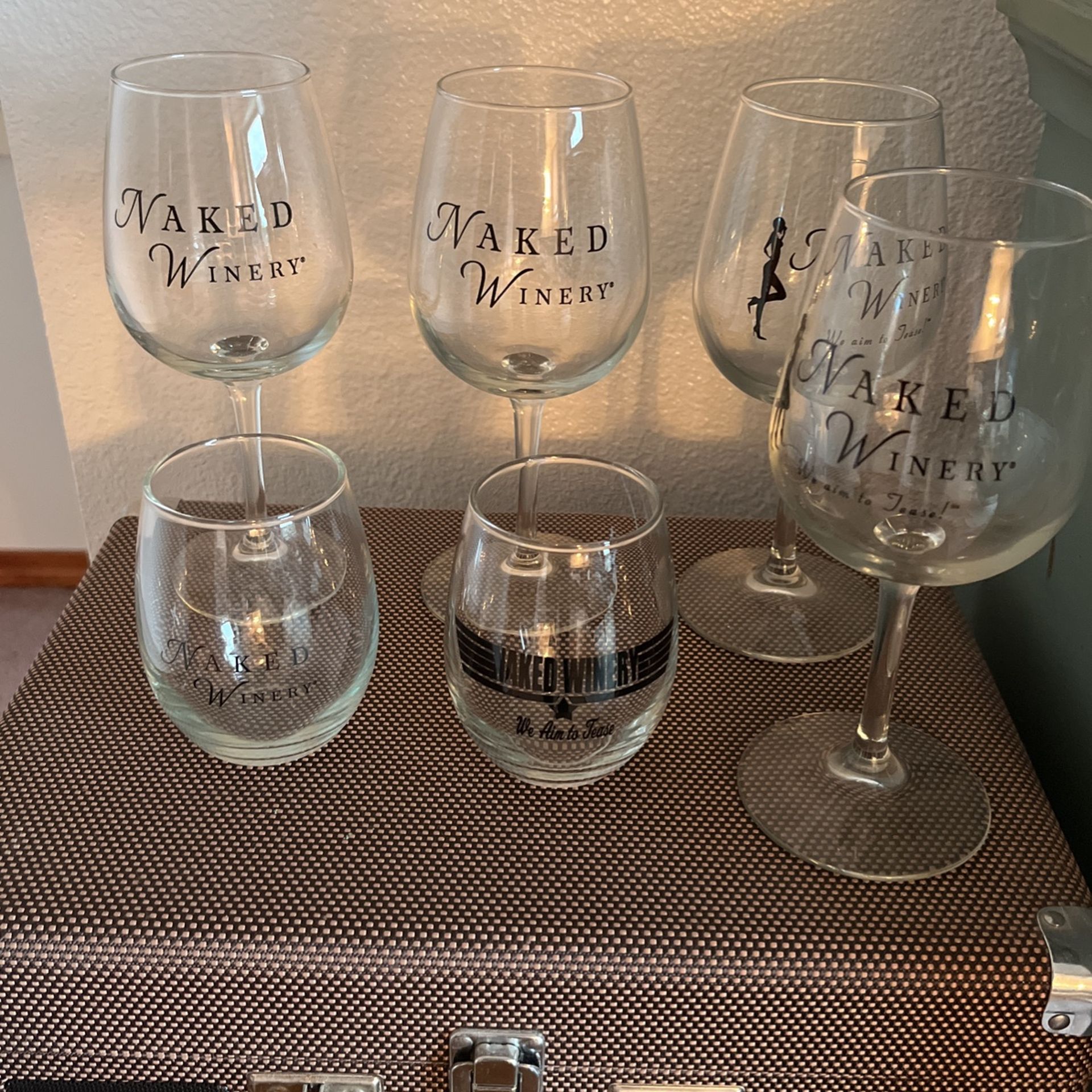 Wine Glasses-Stem And Stemless 8 Total