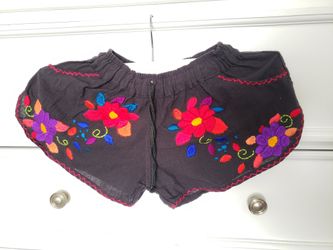 Embroidery Shorts