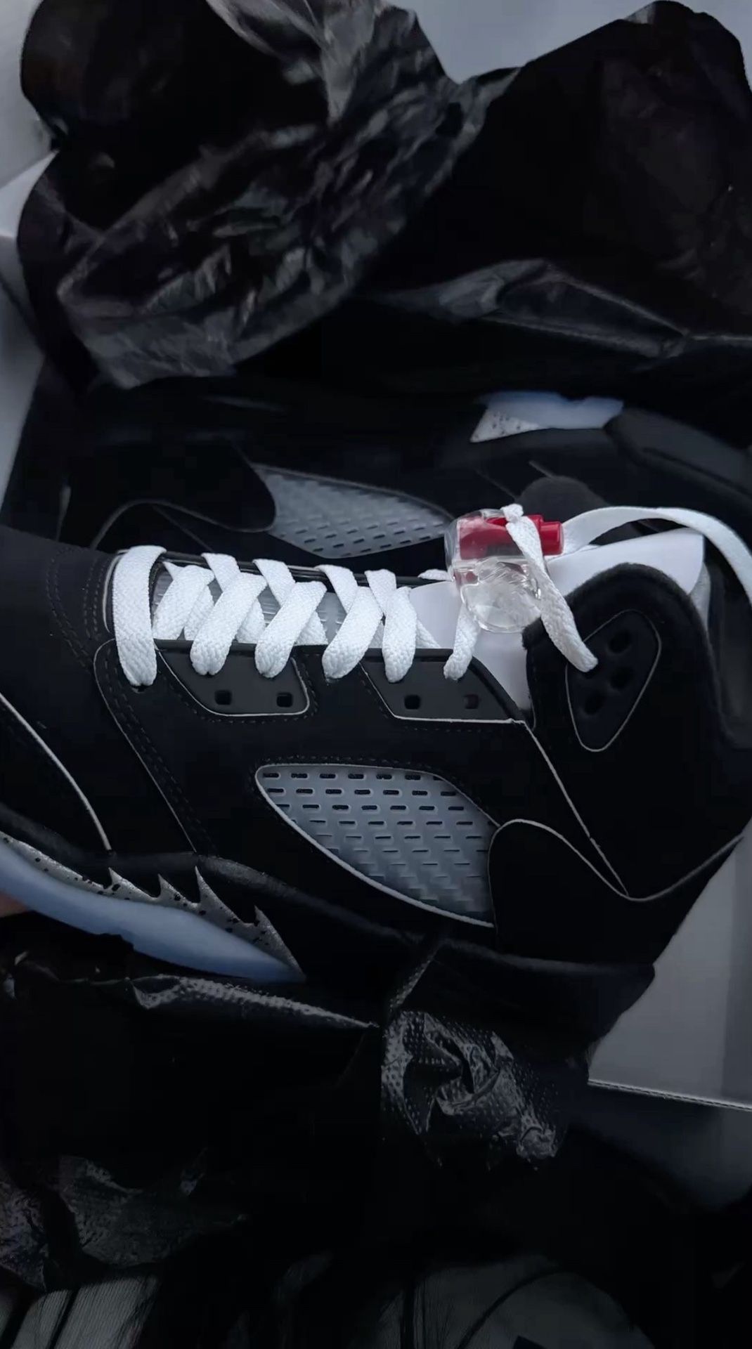 Jordan 5 metallic 5s 5y