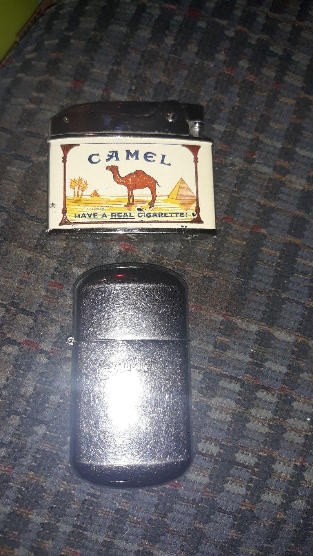 Set of 2 CAMEL zippo lighters good pre owned condition