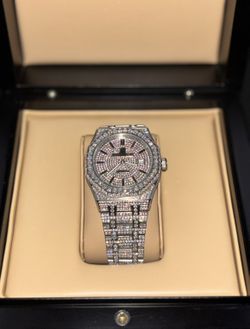 VVS moissanite Ap Watch