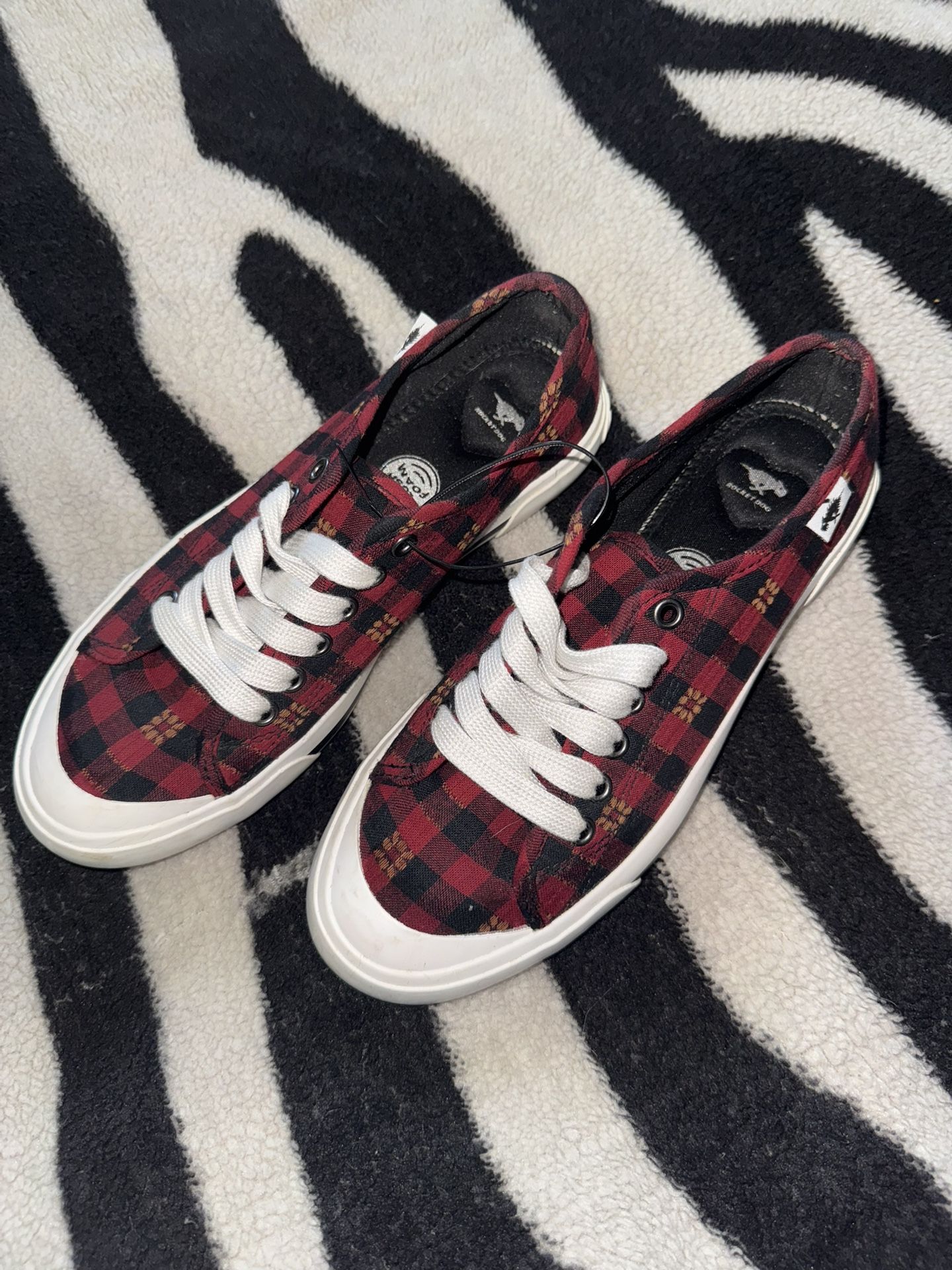 Rocket Dog Red & Black striped plaid design foam interior with subtle flower design