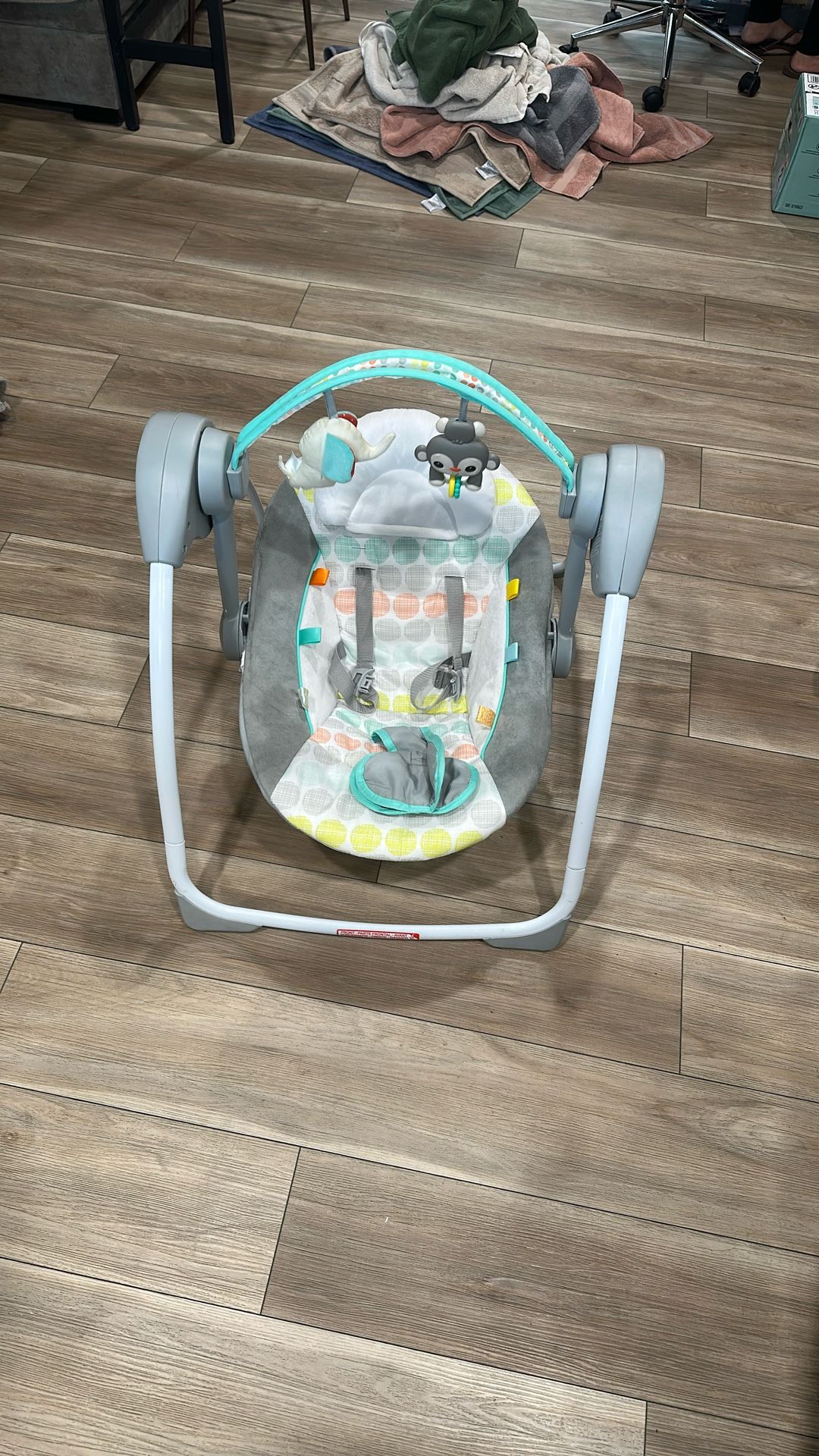 Baby swing