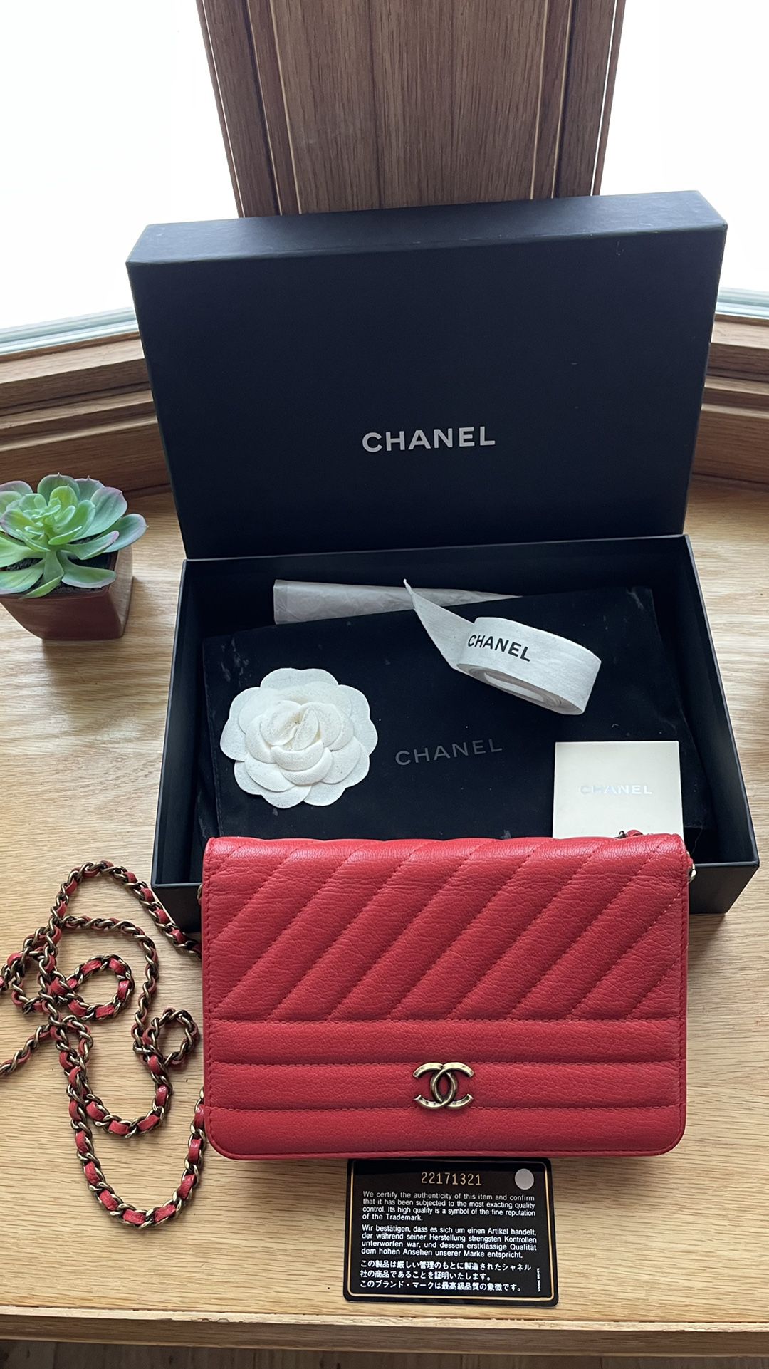 Chanel Wallet on Chain WOC in Red Caviar