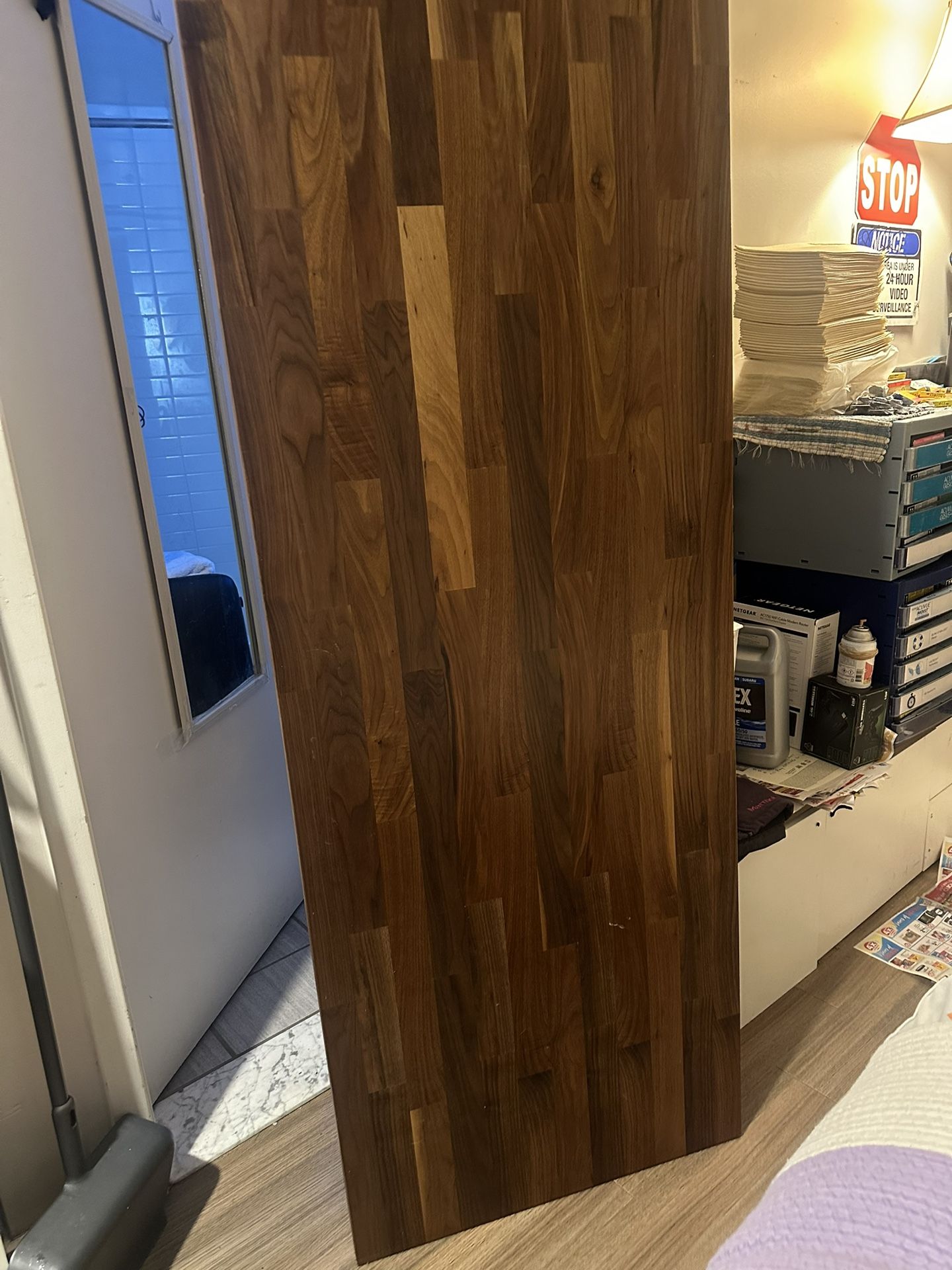 CLASSY HIGH-END DESK