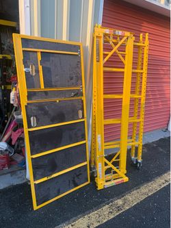 Metaltech Multipurpose 6'. Baker-Style Scaffold - 1, 000-Lb. Capacity, Steel