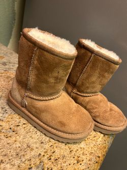 UGG Classic Short Toddler Boots