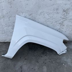 2016 2022 TOYOTA TACOMA RIGHT SIDE FENDER OEM 