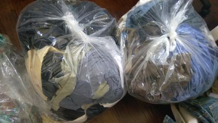 Selling name brand used clothes $1.00 a piece