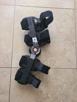 Breg Tscope Knee Brace