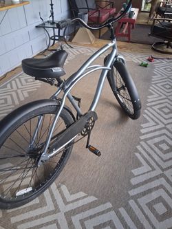 Huffy Cranbrook Cruiser Bike