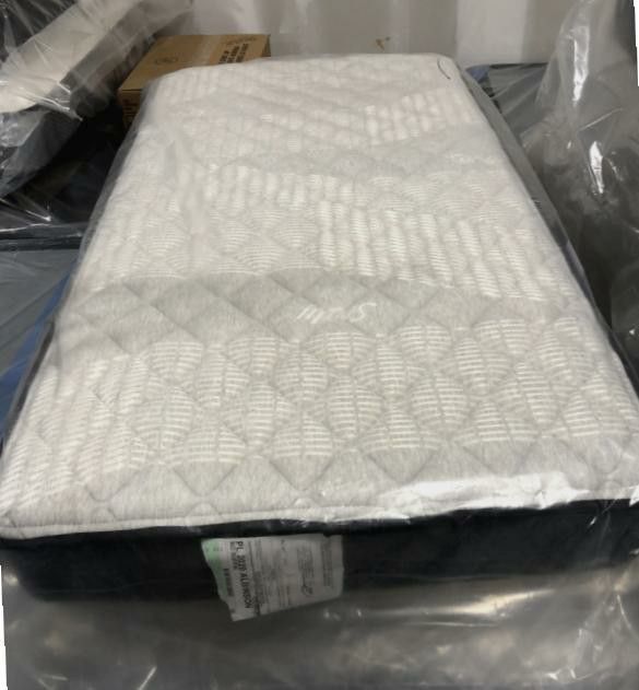 Queen MATTRESS -
