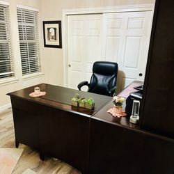 L Shaped Desk, 2 Shelves And Filing Cabinet 