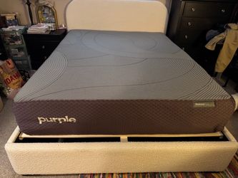 Like New Purple Restore Plus Soft Queen Mattress