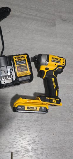 Dewalt impac w batery and charger