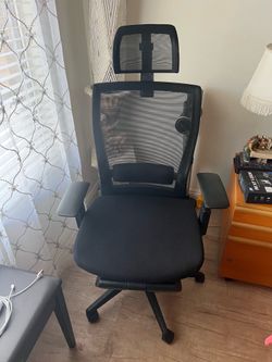 Autonomous Chair Recline (MyoChair)