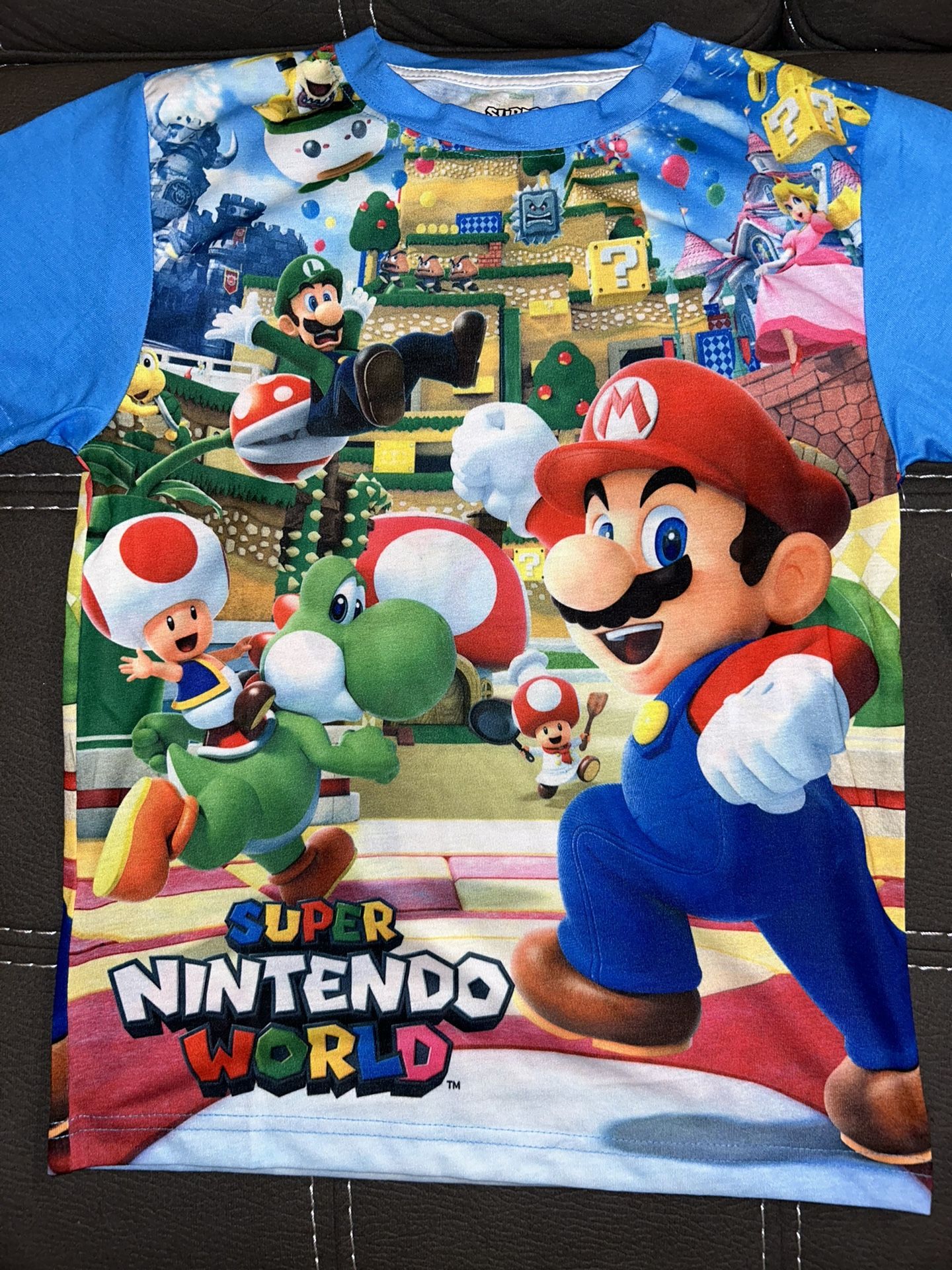 New Universal Studios Hollywood Shirt Kids Small Super Nintendo