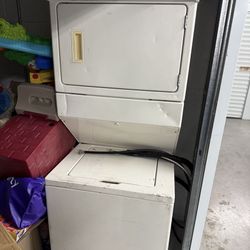 Stackable Whirlpool Washer And Dryer 