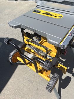 DEWALT 15 Amp 8-1/4 in. Compact Portable Jobsite Table Saw with DEWALT Rolling Stand