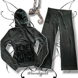 Vintage Y2K Juicy Couture Chinois Green/Black Tracksuit 
