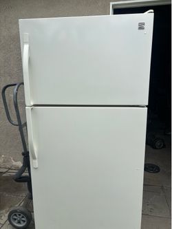 Refrigeradora