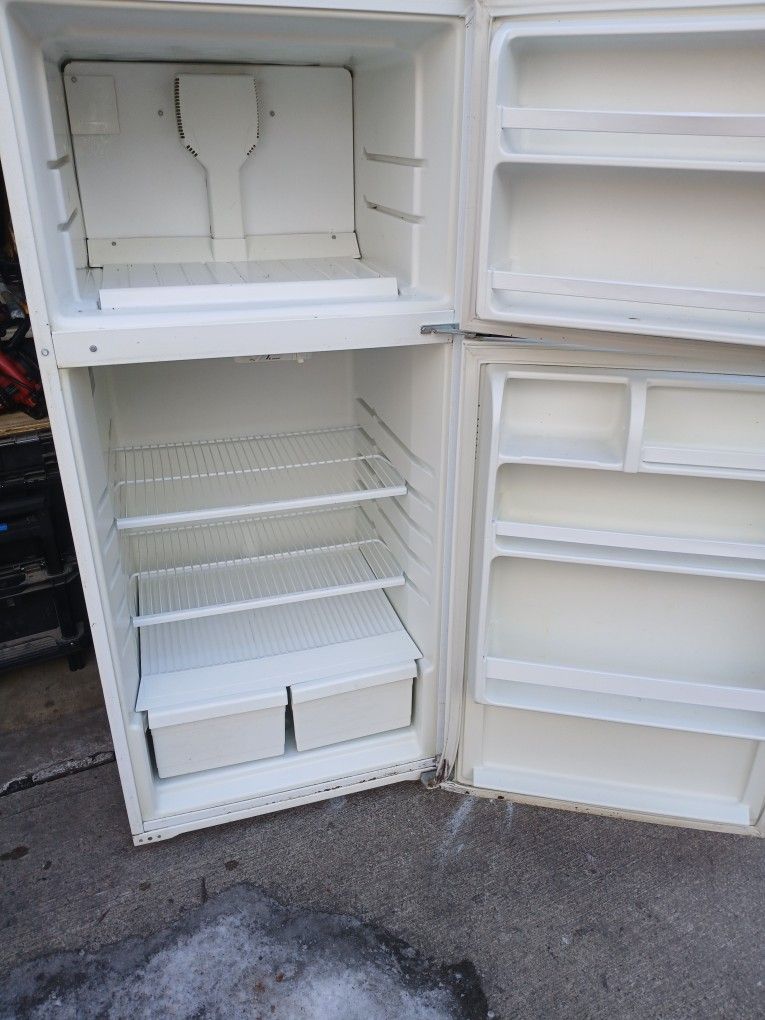 Fridge