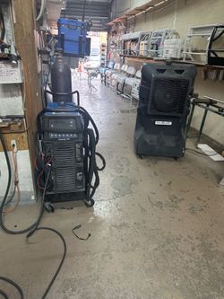 Dynasty 350 perfect welding and work cell (contact info removed) only from 700 am to 500 pm