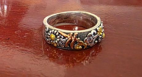 Dragonfly ring rings silver tone not 925 sold separate see all pics SHIPPING AVAILABLE
