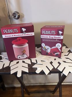 Peanut Cookie Jar And Salt And Pepper Shake