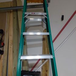 8 Foot Werner Fiberglass Ladder