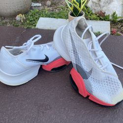 Women Men Tennis Shoe Nike Size 7