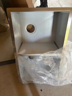 Stainless steel sink