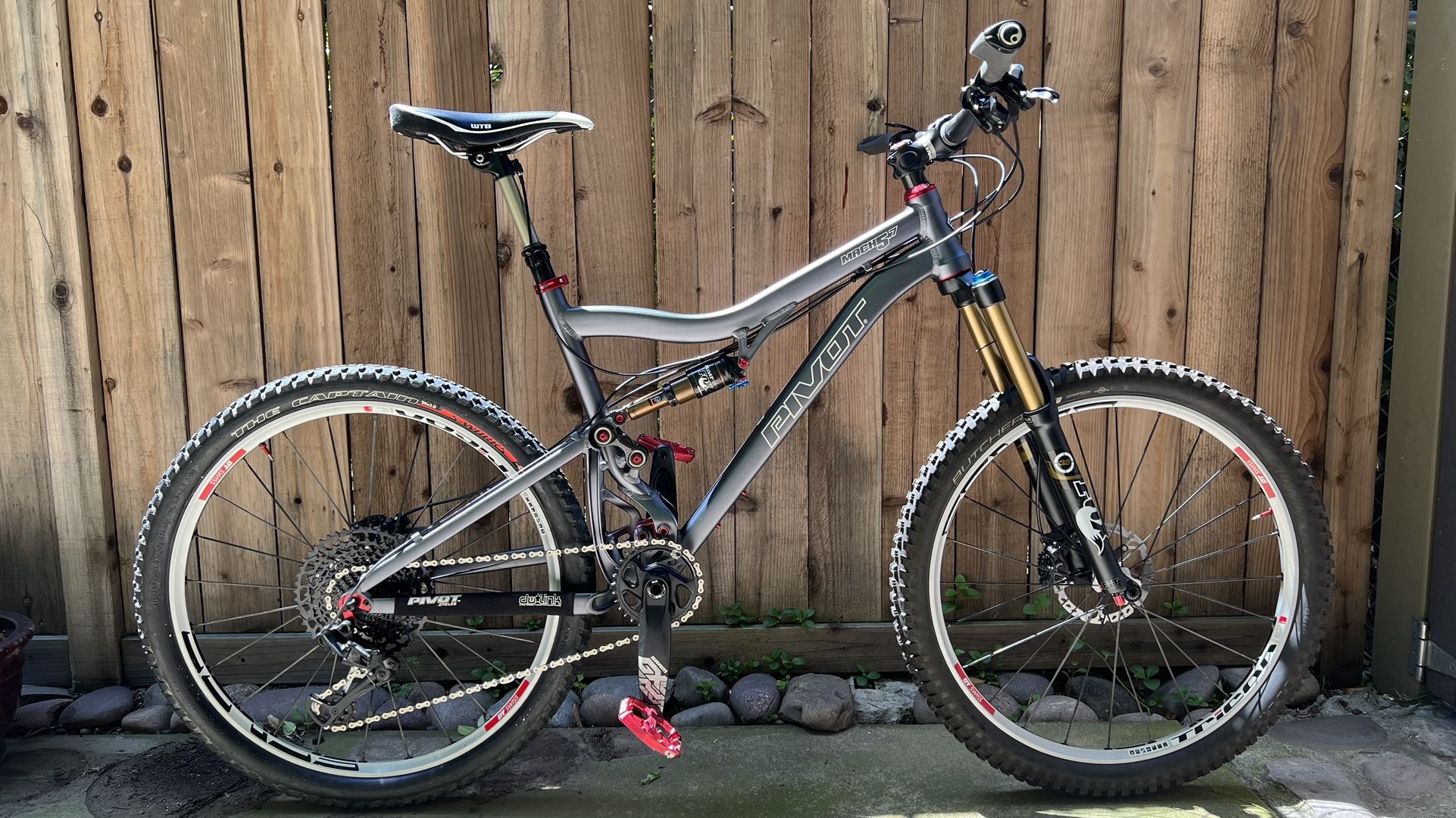 Pivot Mach 5.7 Mountain bike - Super Clean