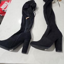 Women's Boots Size 6