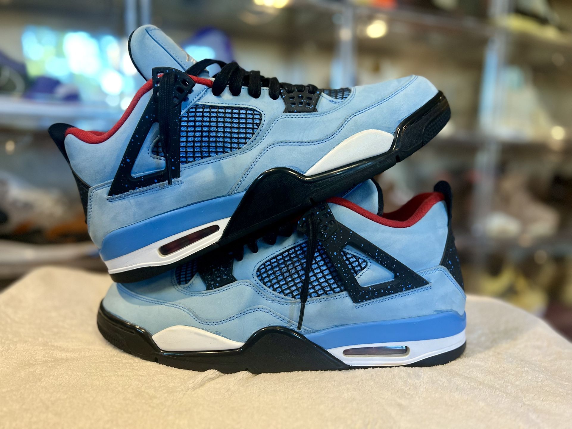 Size 13 - Jordan 4 Retro ‘Travis Scott Cactus Jack’
