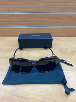 These Versace VE4499U sunglasses