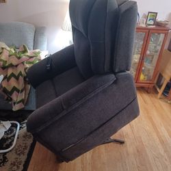 Brand New Lift Chair